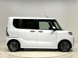 ドアは約90度に開くので荷物も積み込みやすく、乗り降りもしやすい♪ ロングドライブも快適に過ごせる工夫がいっぱいです♪♪