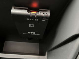 高速道路の料金所も、スムーズに通過できる、ETC車載器を装備しています。