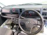 『まるごとクリーニング』施工済みで、キレイ・清潔な車となっております。