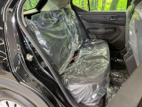 高品質なオリジナルフロアマットもオプションにてご用意しております。お好きなデザインやカラーをお車に合わせて選んでいただくことができます♪