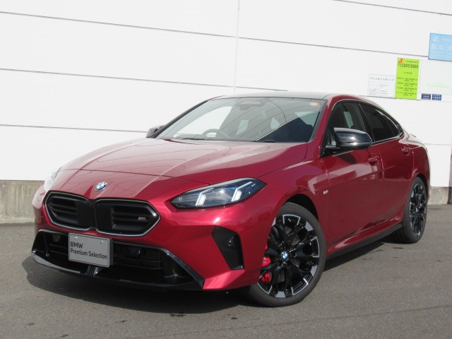 2シリーズグランクーペ M235 xドライブ 4WD 