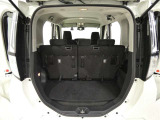 広々としたラゲージスペースを備えています。大きなものや長さのある荷物もしっかりと積み込めます。