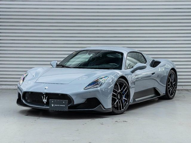 MC20ベースグレード