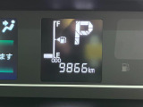 たとえばダイハツのお店にある、たくさんのスマアシ搭載車は、正常に作動する事をしっかり確認します。