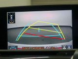 バックガイドモニターで、後方を確認しながら安心して駐車することができます。運転初心者も熟練者も必須の機能ですよ!