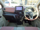 「Nissan Intelligent Choice プレミアム認定中古車」です。ワイド保証2年付(期間中走行距離無制限)ご購入後も1ヶ月または1,000km点検が無料で受けられます♪