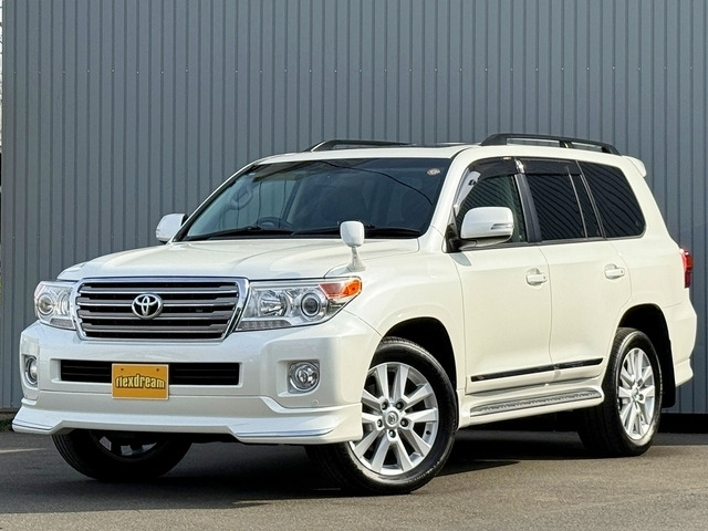 ランドクルーザー200（トヨタ）の中古車 | 中古車情報・中古車検索なら