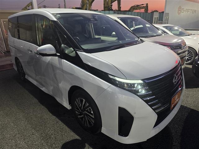 セレナ 1.4 e-POWER ハイウェイスターV 禁煙車 純正12.3インチナビ フルセグTV