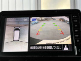上からまる見えアラウンドビューモニターなので車庫入れもラクラクです♪