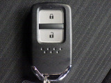 ★スマートキー★ キーを携帯しているだけでカギの開け閉めからエンジン始動までできるスマートキー!キーを取り出す必要がないので楽チンです☆