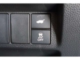パワーテールゲート装備!荷物を持っていてもスイッチ一つでテールゲートの開閉が可能です!パワーテールゲートは運転席からも操作することが可能です!