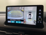 全方位モニターがついています! 車の周囲を360&deg;安全確認できるので、普段の駐車はもちろんの事、縦列駐車や幅寄せの際にも活躍してくれますよ。