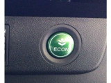 ★ECONスイッチ★ エコドライブを加速しよう!スイッチをONにすると、運転の仕方によるロスを抑え込み燃費をよくするようクルマが頑張ります(*^ー^*)燃費向上にチャレンジ♪