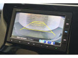 バックカメラが装備されており、後方の安全確認はもちろんのこと狭い場所での駐車や雨の日・夜間など視界の悪いコンディションでのストレスの軽減にもなります!