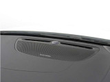 【harman/kardon】世界のオーディオファン垂涎のプレミアムサウンドシステムを搭載。原音に近い音場空間を忠実に再現。乗る人すべてに最良の音響体験を提供します。