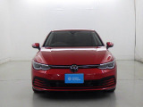 VWは小さな車も、大きな車も、平等です。クラスによって品質や安全性に差を付けない。ボディ剛性と精度、重厚なドアの音はどの車種も共通です。是非一度体感してみて下さい。