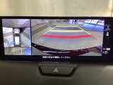 安全装置のスイッチは運転席パネル右下に集約されています。任意で切り替え可能なため状況に合わせてお使いください。