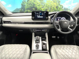 アウトランダー PHEV 2.4 P 4WD 