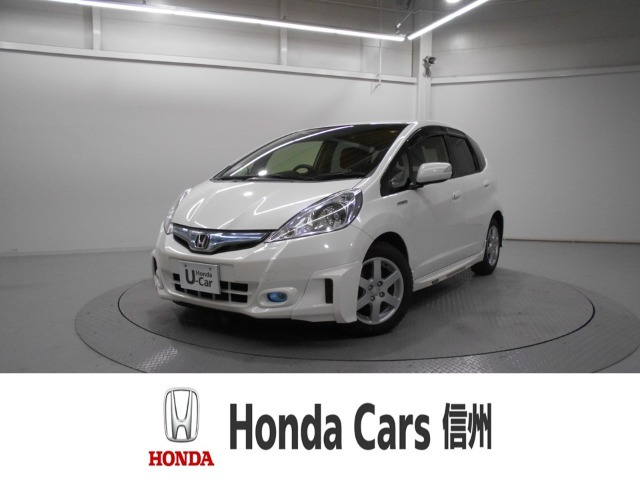 フィットハイブリッド1.3 XH セレクション ファインスタイル