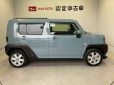 車両右側面からの写真になります。車をご覧になりたい時はお気軽に最寄りの店舗へご相談下さい。