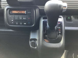足元ゆったりのインパネAT 快適なオートエアコン