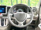 【ステアリングスイッチ】運転中、前方から目線をそらすことなく、オーディオ等の操作が可能な便利機能!安心&快適なドライブを演出してくれます♪
