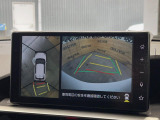 【パノラマモニター】専用のカメラにより、上から見下ろしたような視点で360度クルマの周囲を確認することができます☆死角部分も確認しやすく、狭い場所での切り返しや駐車もスムーズに行えます。