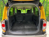 普段のお買い物や通勤、送迎等に十分な荷室スペースを確保しております。セカンドシートを倒すと、大きな荷物の積載も可能です♪