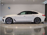 【BMWのxDrive】xDriveはいかなる状況下でも安定した走りを実現しています。 これによりストレスなく運転できることはもちろんのこと、安全性能も向上しています。