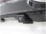 バックカメラが付いているので後方確認が非常にしやすいです。今や運転初心者も熟練者も必須装備!ついていて損はないですね♪