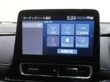 ディスプレイオーディオを装備。スマホとクルマをつなぐことで、これまでのナビに加えて、いろんなサービスが楽しめます。