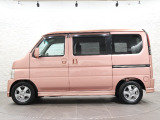 このお車はホンダ純正光脱臭・抗菌加工を納車前に致します。光触媒消臭は光触媒と銀イオンにより消臭とウイルス除菌や抗菌効果のダブル効果で車内を快適に保ちます。