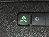 ★ECONスイッチ★ エコドライブを加速しよう!スイッチをONにすると、運転の仕方によるロスを抑え込み燃費をよくするようクルマが頑張ります(*^ー^*)燃費向上にチャレンジ♪