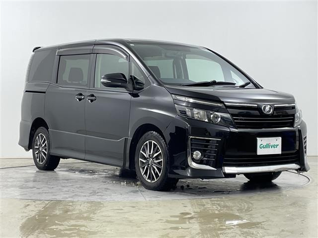 ヴォクシー2.0 ZS 4WD修復歴無し