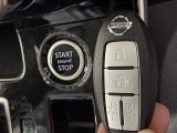 【スマートキー(エンジンスタートストップスイッチ)】スマートキー(電子キー)を持っていれば、スイッチを押すだけでエンジンをかけることができます!