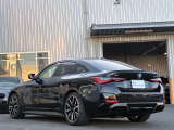 BMW Premium Selection保証では、ご購入後2年間に渡り走行距離無制限で、エンジン・ブレーキ・ミッション等のメイン部分に関しまして、万が一修理・整備が必要になりました際に部品・工賃無料にて対応いたします。
