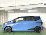 狭い駐車場でもパワーススライドドアなら安心です♪隣のお車にドアを当ててしまうことを防げます♪