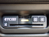 ■【ETC車載器】が装備されています。セットアップをしてお渡しとなり、ETCカードを差し込むだけで高速道路の利用が可能です。