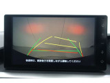 ★更にバックガイドモニターも付いております、ステアリングと連動してガイドラインでも教えてくれますので車庫入れも安心です!「狭い場所や見づらい場所での車庫入れが苦手!」って方に嬉しい装備です♪
