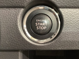 ワンプッシュでエンジンのスタート、ストップが出来て便利です。