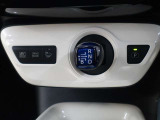 エレクトロシフトマチック(電子式シフトレバー)を採用しております(^^♪直感的に操作することができます!