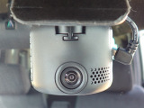 ◆【ドライブレコーダー】映像・音声などを記録する自動車用の装置です。もしもの事故の際の記録はもちろん、旅行の際の思い出としてドライブの映像を楽しむことができます。