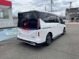 セレナ 1.4 e-4ORCE ハイウェイスターV 4WD 