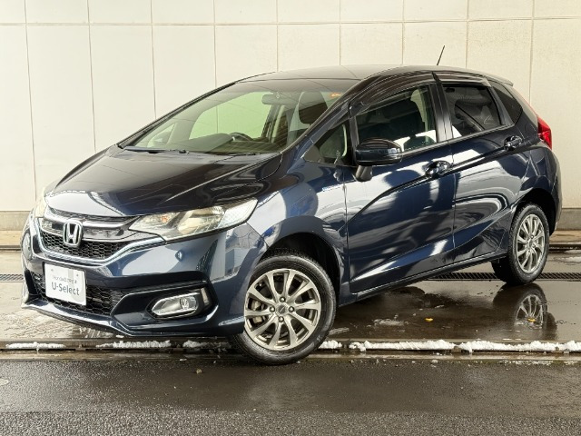 フィット1.5 ハイブリッド F 4WD