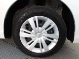 タイヤサイズは165/65R14です