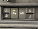4WDの切り替えもボタン一つで。