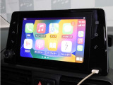 ■8インチ純正タッチ式スクリーン ■Apple CarPlay・Android Auto対応 ■Bluetooth ■USB入力端子