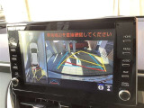 パックモニタ-も装備しております。車庫入れの苦手なお客様、もうご心配いりません。重宝してくれると思います。
