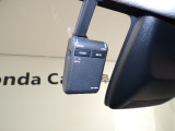 今や必需品となったドライブレコーダーも装着されています。運転中の記録を録画してくれます、万が一の時にドライブレコーダーがあれば安心です!
