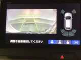バックでの車庫入れも安心です! リアカメラが付いているバックモニター付のナビを装備しております。バンパーについているソナーや、操作線もついており距離感も画面から確認できます。